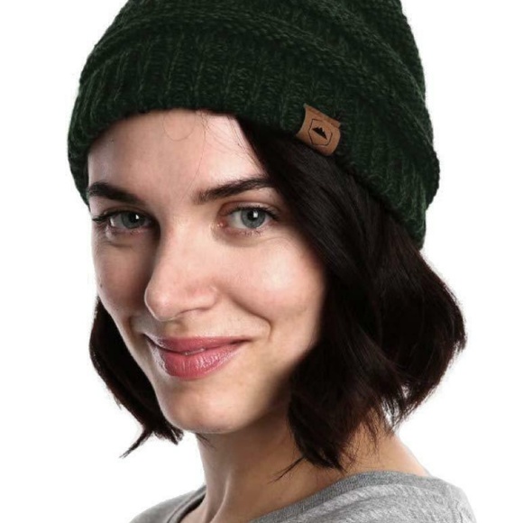 NWT Cable knit beanie - Chunky and soft - Black - Picture 2 of 6